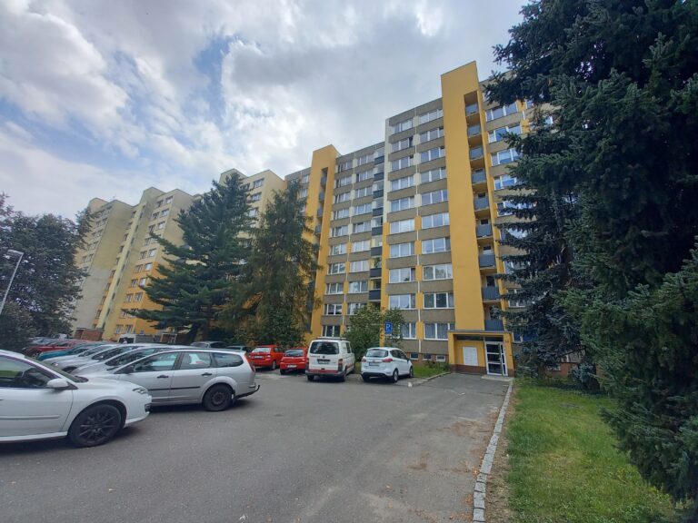 Přečtete si více ze článku Mladá Boleslav, Pezinská ulice. Pronájem bytu 3+1 + Lodžie, 79m2